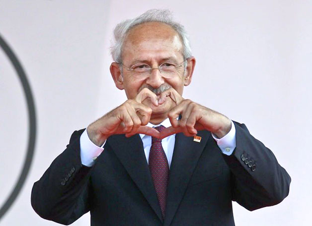 Kemal Kılıçdaroğlu kalp işareti
