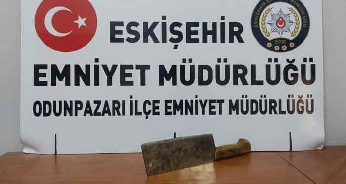 Eskişehir'de satırlı saldırgan kıskıvrak yakalandı 16.12.2022