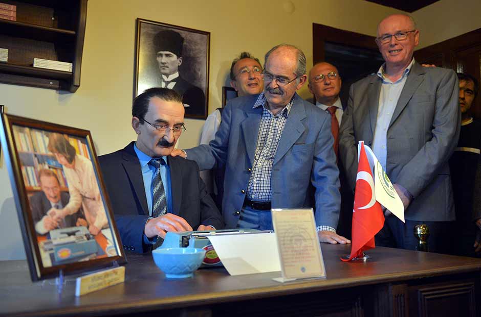 Eskişehir'in tarihi Odunpazarı bölgesindeki bir konakta "Tayfun Talipoğlu Daktilo Müzesi" açıldı.
