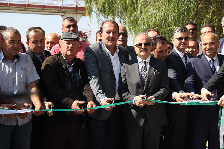 Kazım Taşkent Eskişehir Şeker Fabrikası’nın 2018-2019 Yılı Pancar Alım ve Şeker Üretim İşleme döneminin açılışı düzenlenen törenle yapıldı. 