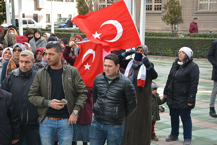 Türkiye Gençlik Vakfı (TÜGVA) ve Eskişehir Kardeşlik Platformu üyeleri, ortaklaşa olarak yaptıkları basın açıklamasında, ABD'den yapılan Kudüs ile ilgili son açıklamalar başta olmak üzere sömürge düzenine tepki gösterdiler.