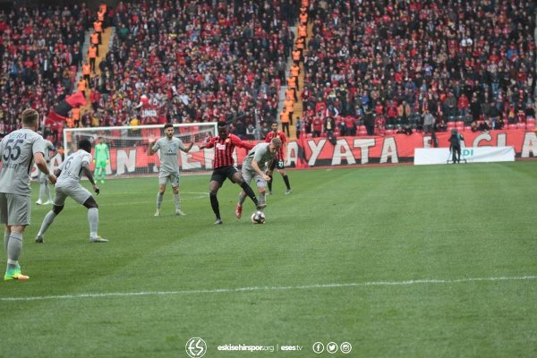 Spor Toto 1. Lig’in 24. haftasında Eskişehirspor evinde karşılaştığı Adana Demirspor’a 2-1 mağlup oldu. 