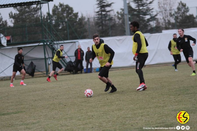 Giresunspor maçı hazırlıkları bu akşam saatlerinde gerçekleşen antrenman ile devam etti.