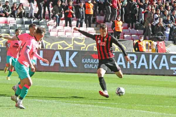 Isparta 32 Spor'un golünü ise 67. dakikada Tamer Gümüş kaydetti.