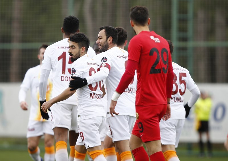 Eskişehirspor, kamp yaptığı Antalya Belek’te Spor Toto Süper Lig ekiplerinden Galatasaray ile oynadığı hazırlık maçında 3-3 berabere kaldı. 
