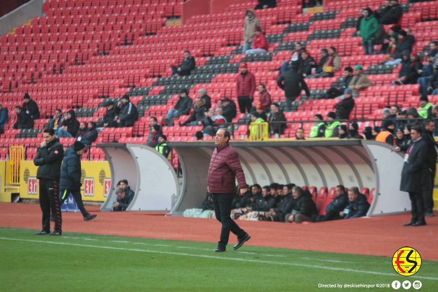 Eskişehirspor ikinci devrenin açılış maçında İstanbulspor’a 2-1 mağlup oldu. Maçın ilk golünü Eskişehirspor attı ama devamını getiremedik.