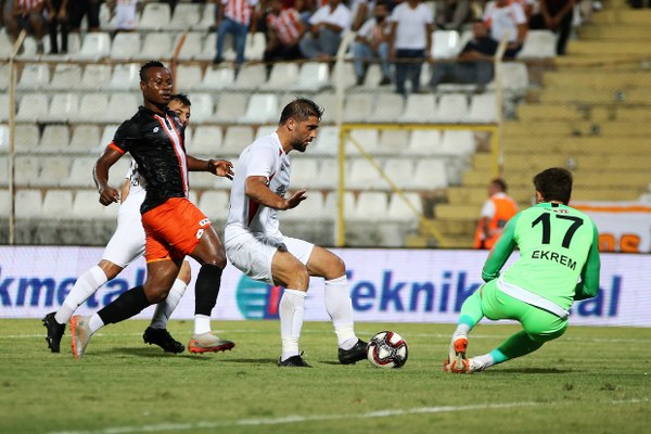 Eskişehirspor Spor Toto 1. Lig'in 2. haftasında Adanaspor deplasmanında mücadele etti.