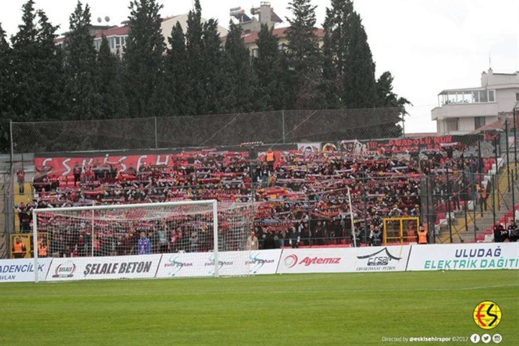 TFF 1. Lig 12. hafta maçında Eskişehirspor, Balıkesirspor Baltok’u deplasmanda 3-2 yendi. 
