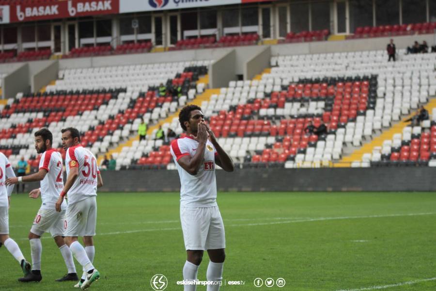 Eskişehirspor, Spor Toto 1. Lig’in 32. Haftasında Gaziantepspor'u deplasman 4-1 yendi.
