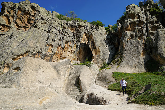 Ege ve İç Anadolu bölgelerindeki 4 ilden geçen Frig Yolu, Türkiye'nin en uzun üçüncü yürüyüş yoluna sahip 506 kilometrelik parkuruyla doğaseverlerin yeni uğrak yeri haline geldi.