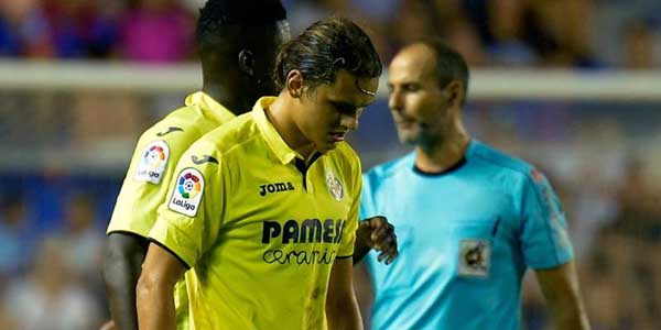 İspanyol ekibi daha önce Enes Ünal'ı 9 maçlığına Levante'ye kiralamıştı. Daha sonra ise Milli futbolcuyu geri çağıran Villarreal, genç oyuncuyu İspanya Kral Kupası son 16 turu ilk maçında Leganes'e karşı oynattı.   61 dakika görev yapan Enes Ünal gol atamazken yerine Carlos Bacca'ya bıraktı.