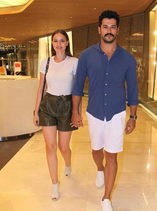 Oyuncu çift Burak Özçivit ve Fahriye Evcen, 29 Haziran'da evlenmişti.