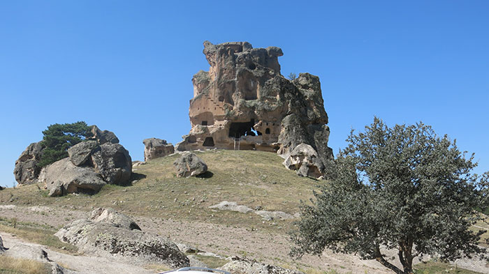 Eskişehir’in Han ve Seyitgazi ilçesi sınırlarında yer alan ve bölgedeki en önemli tarihi değerler arasında yer alan Yazılıkaya/Midas Vadisi, 3 boyutlu ve 360 derece sanal olarak gezilebilecek. 