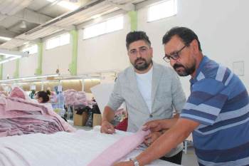 Afyonkarahisar’Da Tekstil Sektörü Hızla Büyümeye Devam Ediyor
