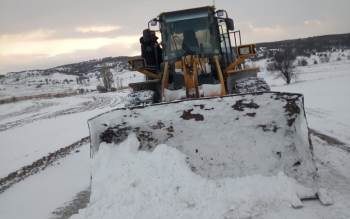 Bilecik’Te Kar Nedeniyle Kapanan 67 Köy Yolunu Açma Çalışmaları Sürüyor
