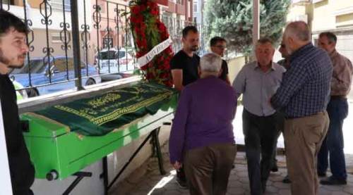 Eskişehir'de acı veda: Talihsiz genç toprağa verildi