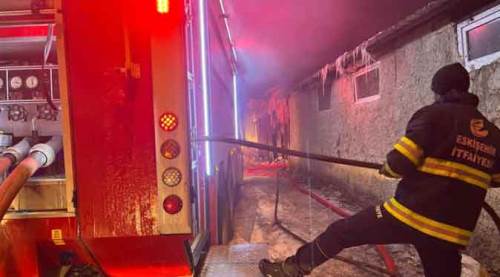 Eskişehir'de feci yangın: Saatlerce sürdü!