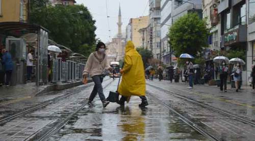Eskişehir'e Cumartesi sürprizi: Sağanak yağış geliyor!