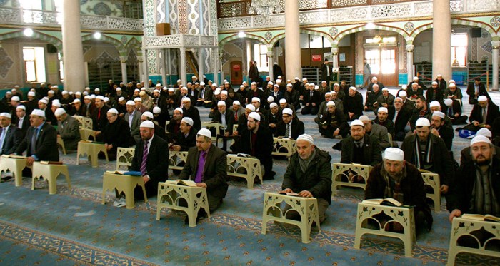 300 imam dua için Reşadiye'de toplandı