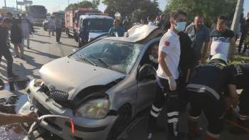 6 Aracın Karıştığı Zincirleme Kazada Astsubay Hayatını Kaybetti
