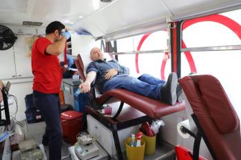 Afyonkarahisar’Da Kan Bağışına Yoğun İlgi
