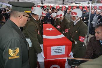 Afyonlu Şehit Piyade Yüzbaşı Süleyman Şahin Son Yolculuğuna Uğurlandı
