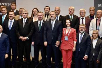 Ak Partili Belediye Başkanları Marmara Belediyeler Birliği Toplantısına Katıldı
