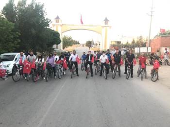 Altıntaş’Ta 15 Temmuz Şehitleri Anısına Bisiklet Turu
