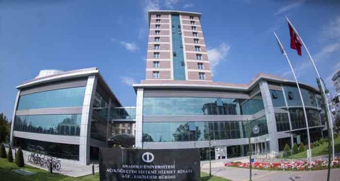 Anadolu Üniversitesi duyurdu: Kayıt yenileme ücretsiz