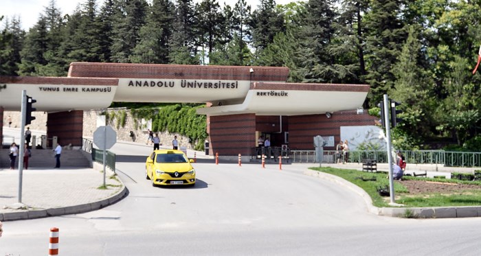 Anadolu Üniversitesi ilk sırada