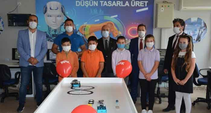 Arif Nihat Asya Ortaokulu Bilişim ve Robotik Kodlama Sınıfı törenle açıldı