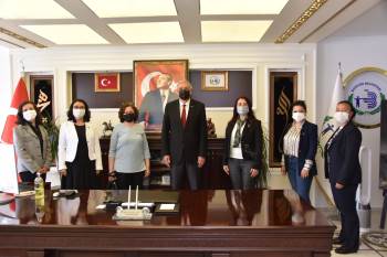 Başkan Bakkalcıoğlu Üreten Kadınlarla Bir Araya Geldi
