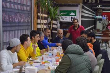 Bayırköysporlu Futbolcular Zorlu Bilecikspor Maçı Öncesi Yemekte Buluştular
