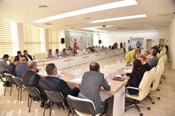 Belediye Meclis Üyelerine "Yerel Yönetim Eğitimi" Verildi
