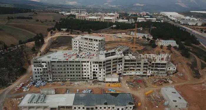 Bilecik'in yeni Devlet Hastanesi inşaatı hızla ilerliyor