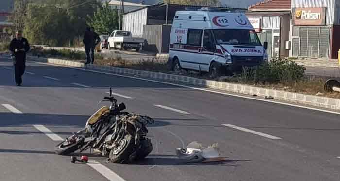 Bilecik'te ambulans ile motosiklet çarpıştı: 1 ölü
