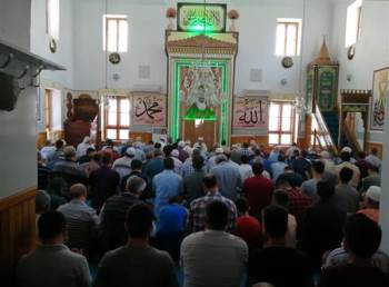 Bilecik’Te Cami Cemaati İdlib’E Briket Ev Bağışladı
