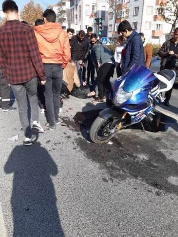 Bilecik’Te Otomobil İle Motosiklet Çarpıştı: 1 Yaralı
