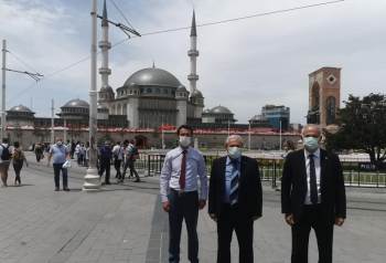 Bilecikli Başkanlardan Taksim Camini Ziyaret
