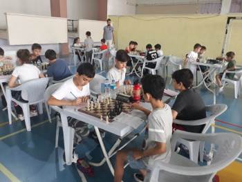 Bozüyük’Te “15 Temmuz Şehitlerini Anma Satranç Turnuvası’’ Düzenlendi
