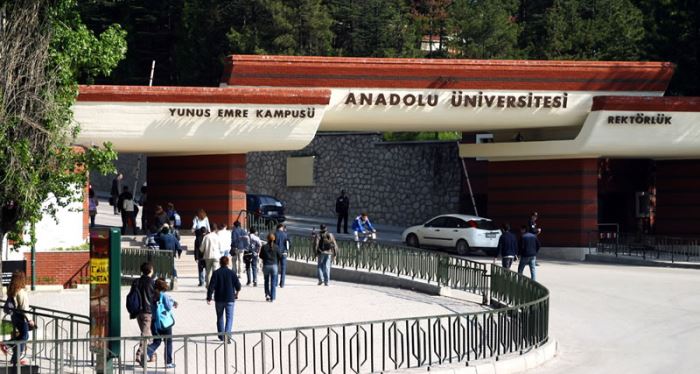 Bu yıl da Anadolu Üniversitesi'ni tercih ettiler