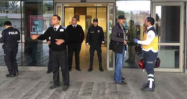 Çukurova Belediyesine silahlı baskın: 2 ölü, 1 yaralı