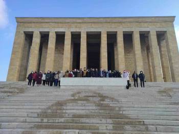Deneme Sınavında Dereceye Giren Öğrencilere Ankara Gezisi
