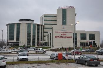 Doç.Dr. İsmail Karakuyu Devlet Hastanesi’Ne 12 Yeni Hekim
