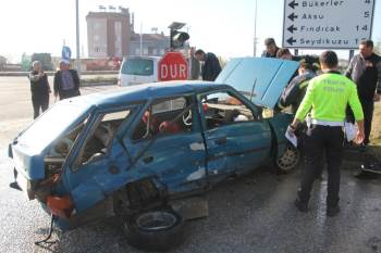 Domaniç’Te Trafik Kazası: 2 Yaralı
