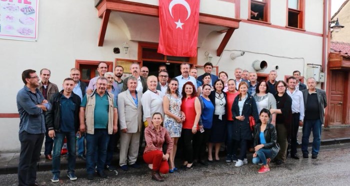 Dr. Jale Nur Süllü Balkan göçmenlerini unutmadı