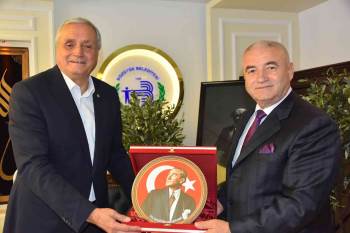 Eskişehir Balkan Ve Muhacir Dernekleri Federasyonu’Ndan Başkan Bakkalcıoğlu’Na Ziyaret
