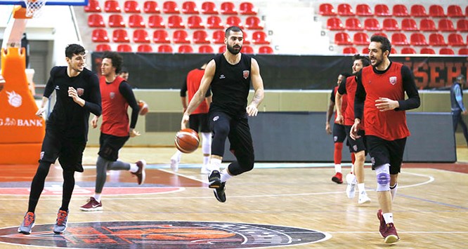 Eskişehir Basket Beşiktaş'ı devirmek istiyor