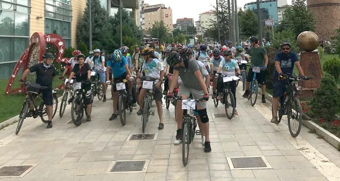 Eskişehir Bisiklet Festivali coşkulu başladı