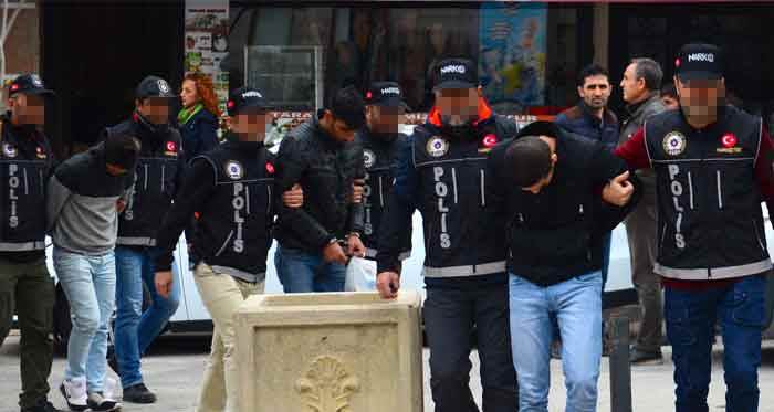 Eskişehir'de 4 uyuşturucu taciri tutuklandı